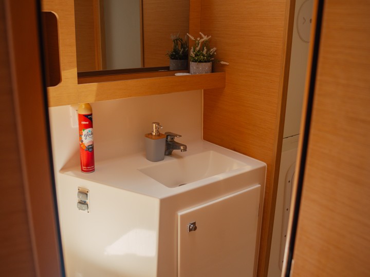 Lagoon Lagoon 42 in San Blas Islands on SamBoat