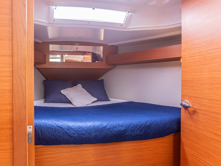 Yacht charter Furnari cheap Dufour 360 Grand Large 2.20 draft