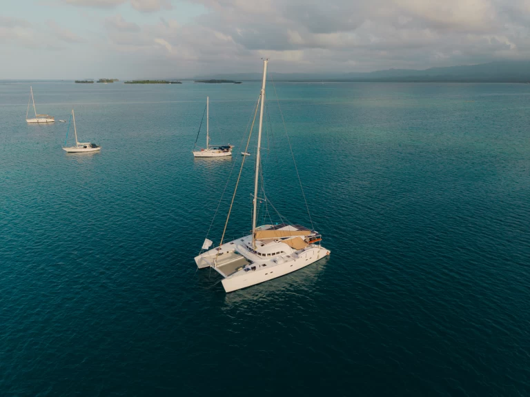 Catamaran rental in San Blas Islands - Lagoon Lagoon Switch 570