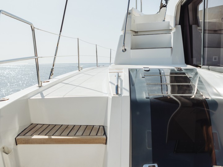 Bareboat Rental Catamaran Bali with a boat licence