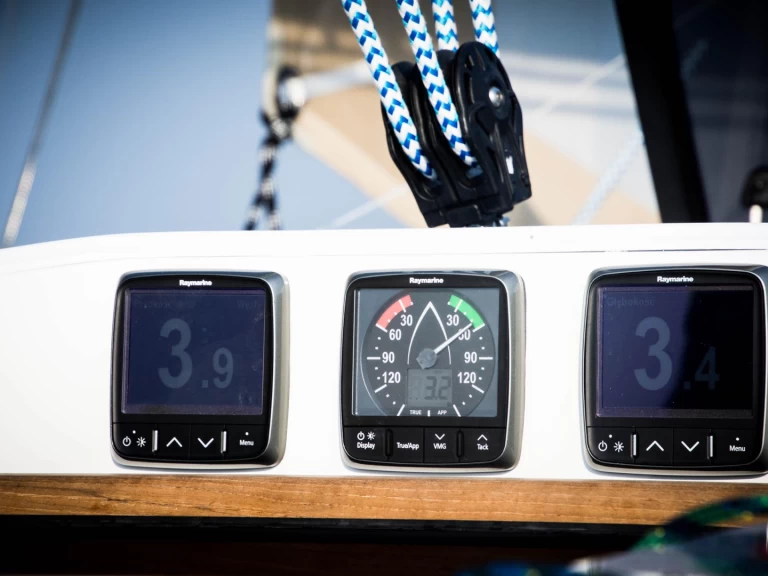 Rent a Scandinavia Yachts Scandinavia 35 Biograd na Moru