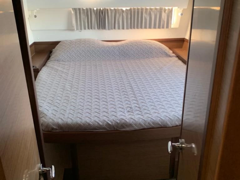 Yacht charter Sami cheap Lagoon 42