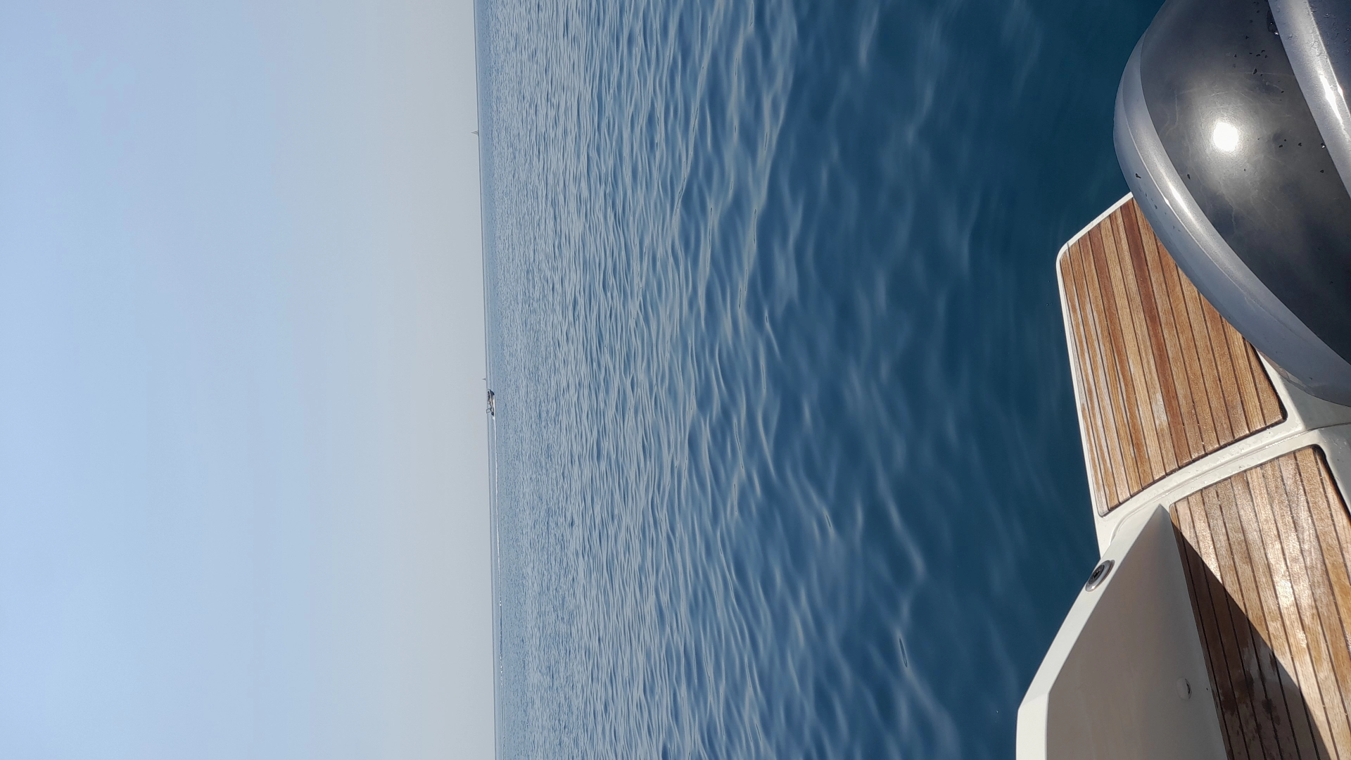 Motorboat rental in Genova - Jeanneau Cap Camarat 9.0 WA