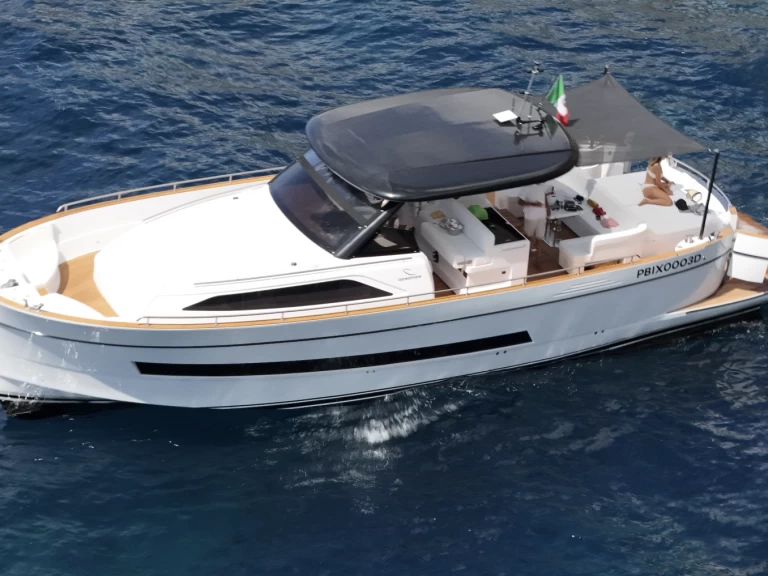 Boat rental Apreamare GOZZO 45 "MAMMA MIA!" in Naples on Samboat