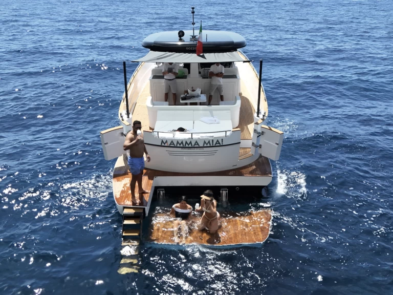 Motorboat rental with or without captain Apreamare Naples