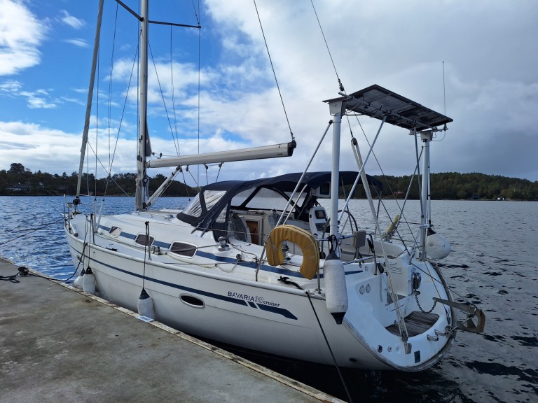 Yacht charter Hjellestad cheap Bavaria 39 Cruiser