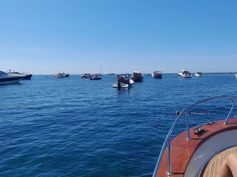 Rent a fratelli mileo Gozzo Campano Sport Cruiser  Salerno