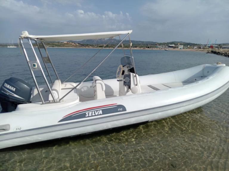 RIB rental in Palau - Predator 585 Comfort