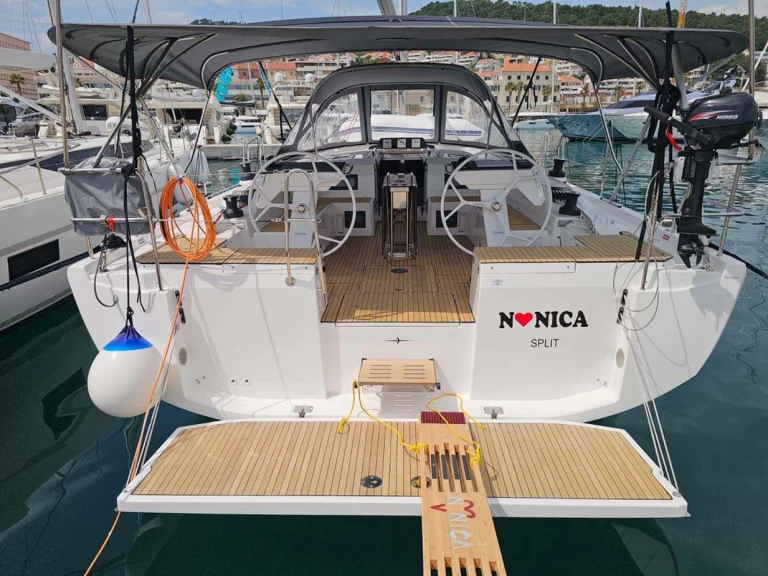 Sailboat rental in Split - Bavaria Bavaria C46