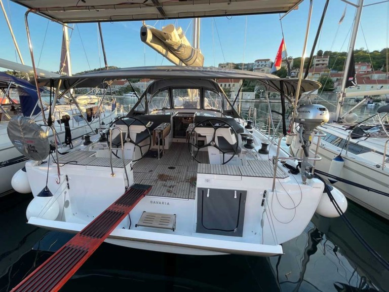 Rent a Bavaria Bavaria C46 Šibenik