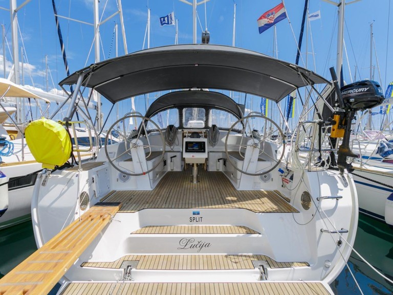 Rent a Bavaria Cruiser 46 Split
