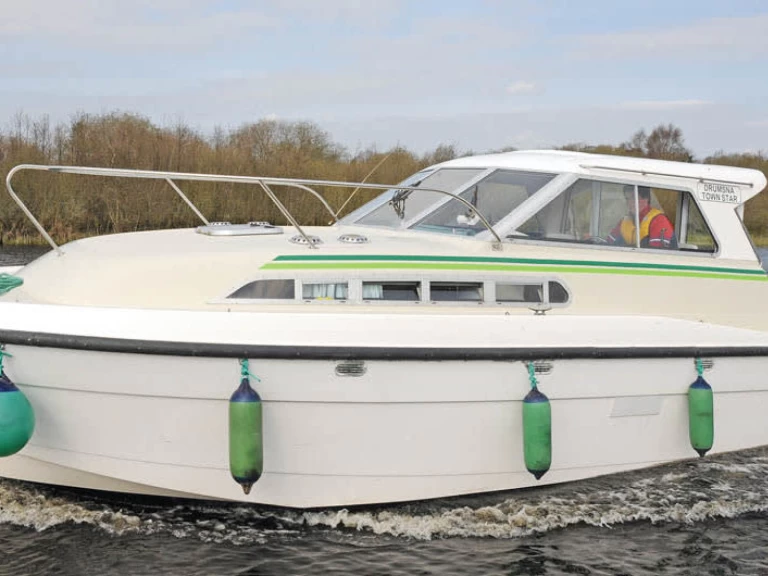 Motorboat for rent Carrick on Shannon at the best price
