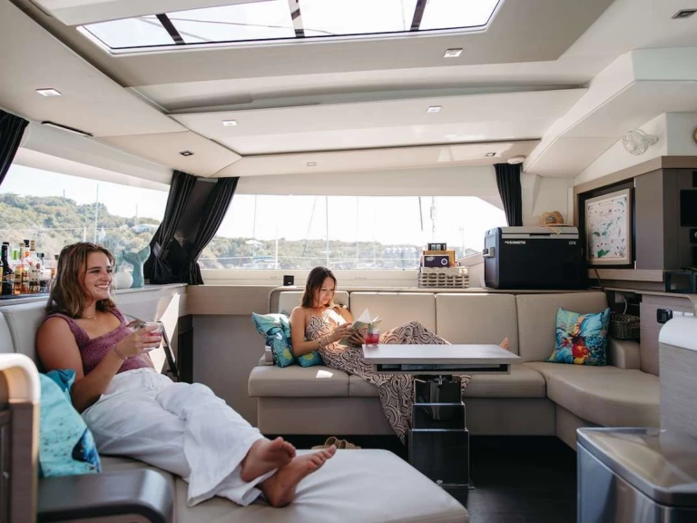 Yacht charter British Virgin Islands (BVI) cheap TEDAVI