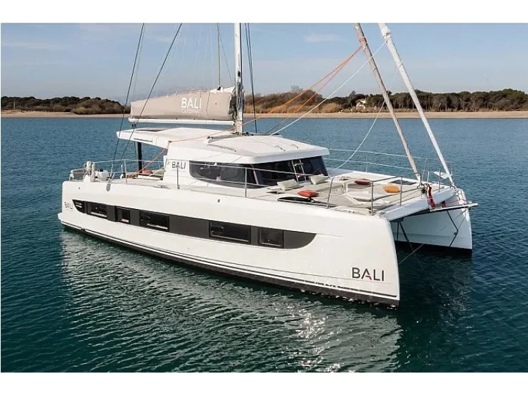 Catamaran rental with or without captain Bali Procida