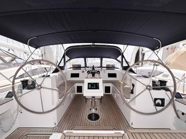 Rent a Bavaria Bavaria C45 Holiday Murter-Kornati