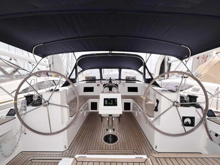 Rent a Bavaria Bavaria C45 Holiday Murter-Kornati