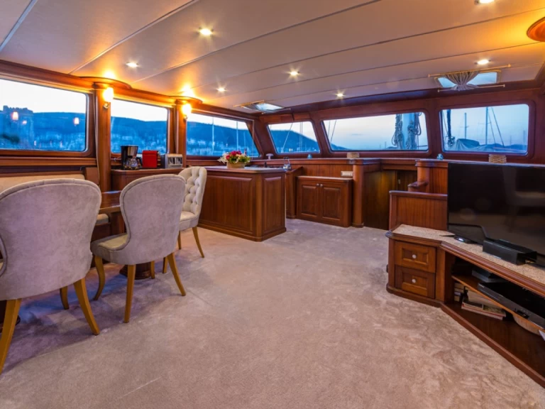 Bareboat Rental Sailboat  with a boat licence