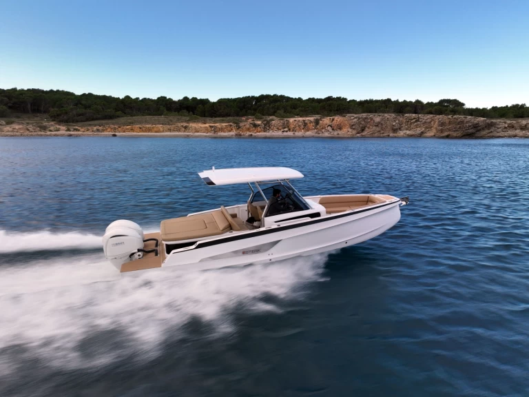 Rent a Sterk Yachts 31RC Port de Pollença