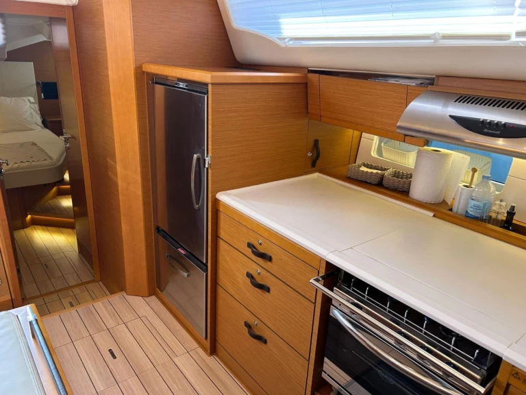 Jeanneau Jeanneau 54 charter bareboat or captained in  Dénia