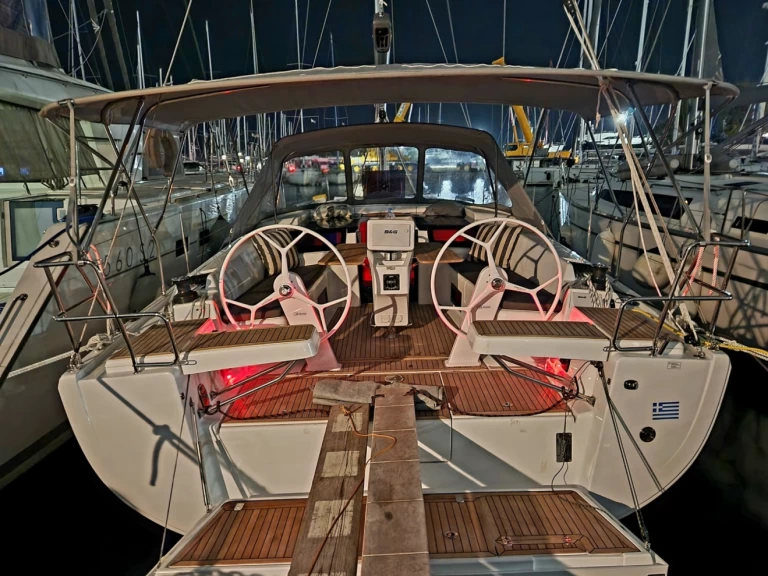 Sailboat rental with or without captain Hanse Marathi
