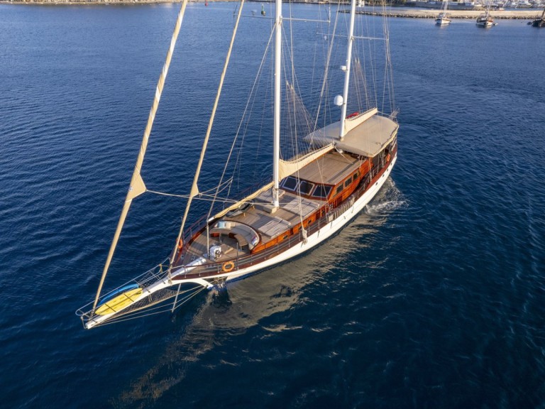 Sailboat rental in Bodrum - Custom Made Arabella