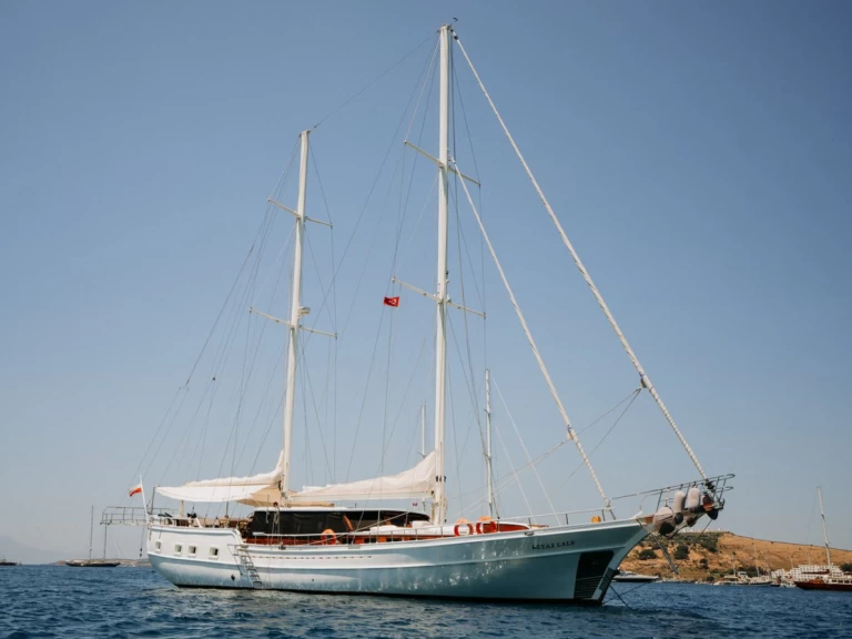 Sailboat for rent Kos at the best price