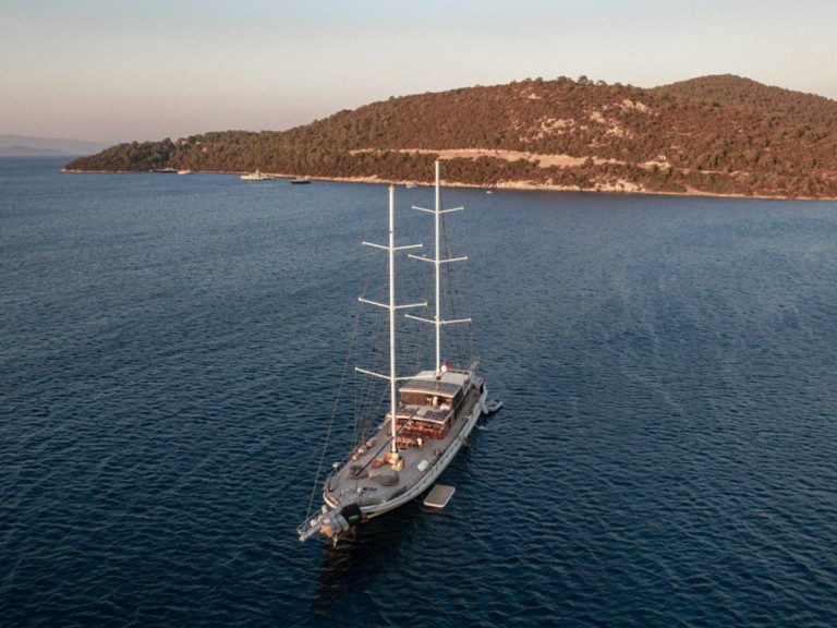 Sailboat for rent Bodrum at the best price