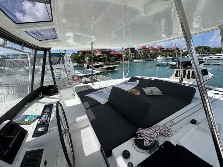 Rent a Lagoon Lagoon 46 Mahé
