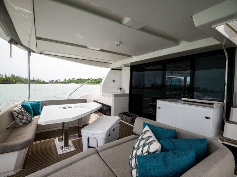 Catamaran for rent Tortola at the best price