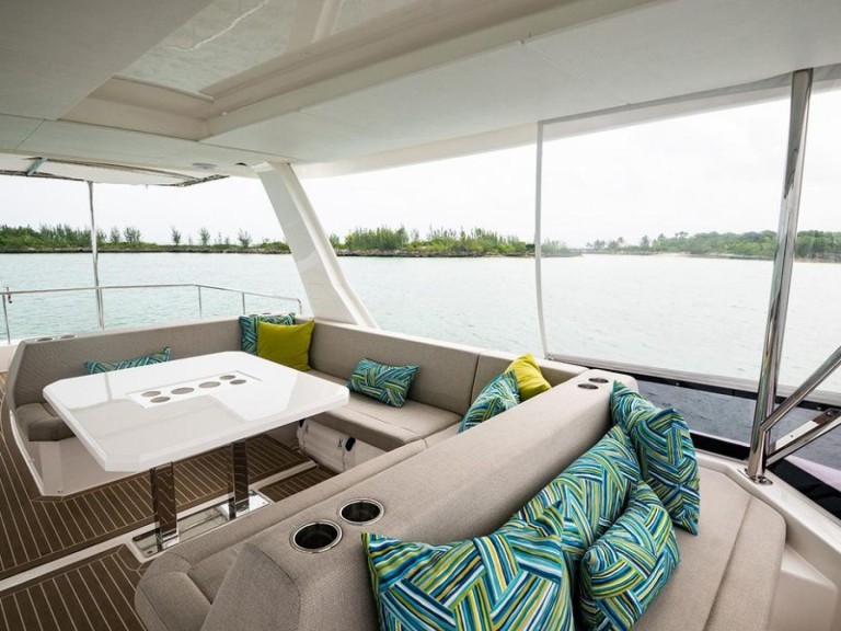 Bareboat Rental Catamaran Leopard 53 with a boat licence