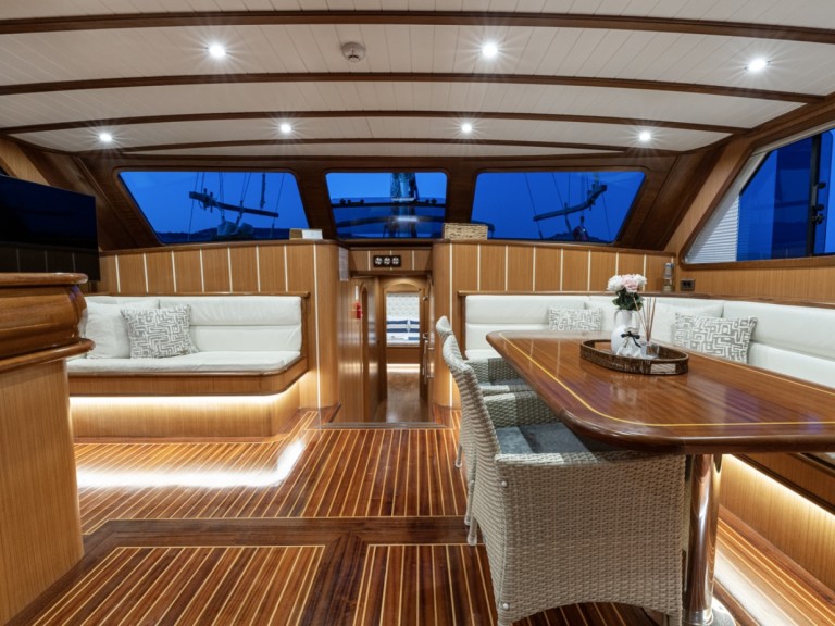 Sailboat for rent Bodrum at the best price