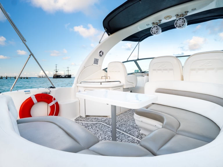 Boat rental Custom Made Costum Made in Punta Cana on Samboat