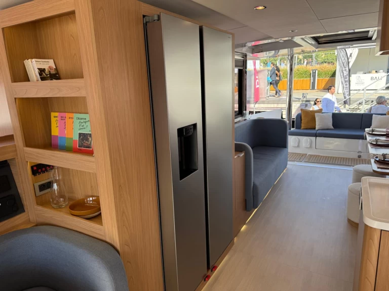 Boat rental Bali Bali 5.2 6-cab in Salerno on Samboat