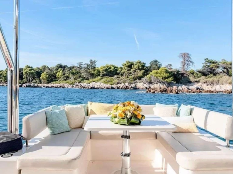 Aquila Moka in Bahamas on SamBoat