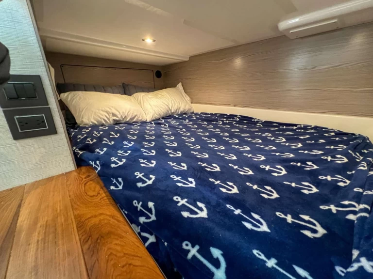 Luxury Yacht for rent Palm Beach at the best price