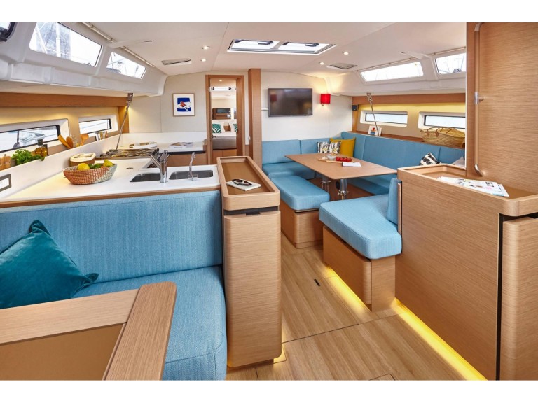 Rent a Jeanneau Sun Odyssey 490 Puntone