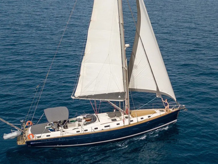 Sailboat for rent Alimos at the best price