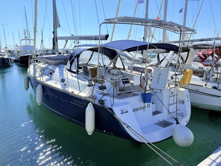 Yacht charter Sukošan cheap Oceanis 43