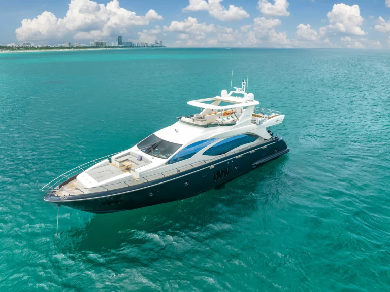 Bareboat Rental Luxury Yacht Azimut with a boat licence