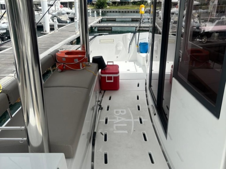 Bali Bali 4.8 charter bareboat or captained in  Road Town