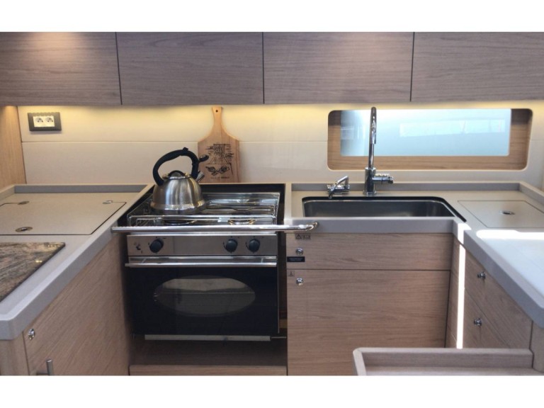 Bénéteau Oceanis 51.1 charter bareboat or captained in  Lefkáda