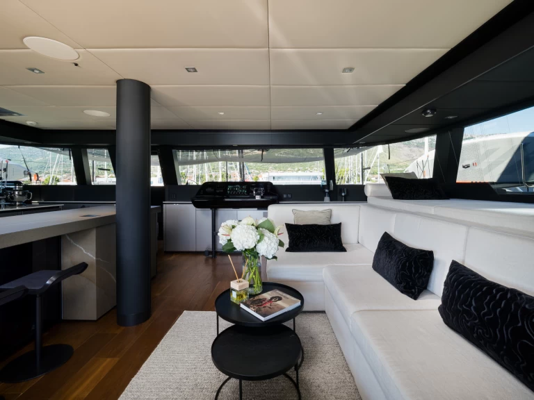 Boat rental Sunreef Sunreef 60 in Kaštel Gomilica on Samboat