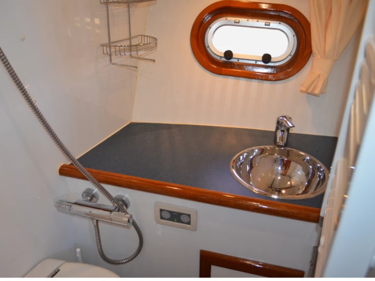 Motorboat for rent Drachten at the best price