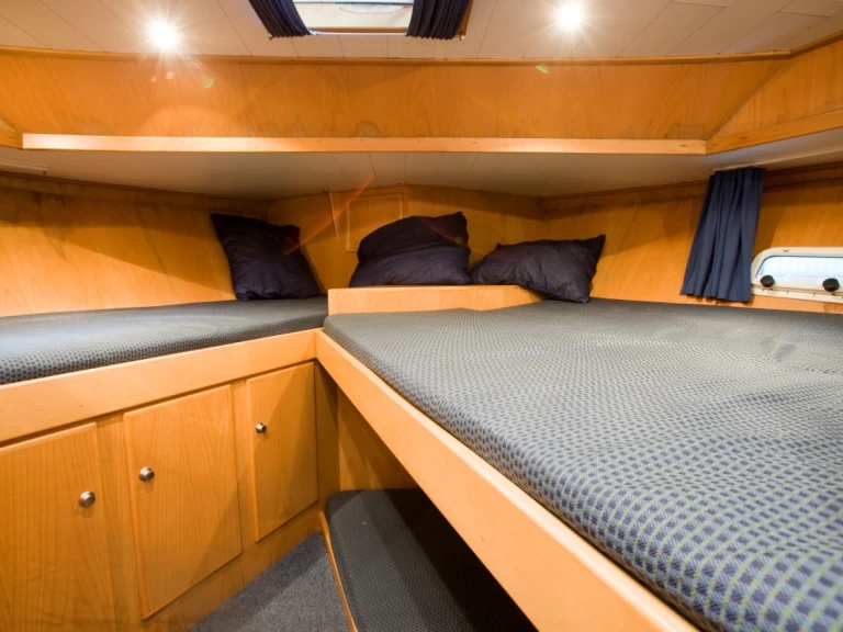 Motorboat for rent Drachten at the best price
