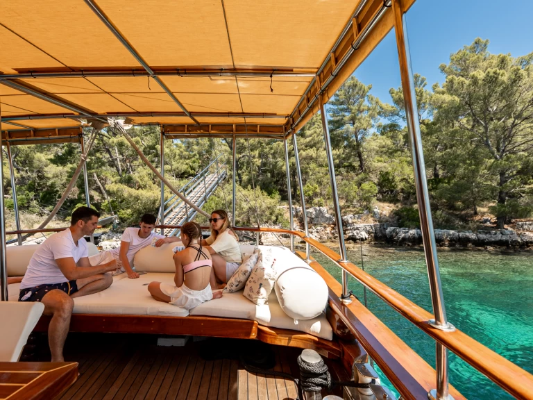 Sailboat rental with or without captain  Split