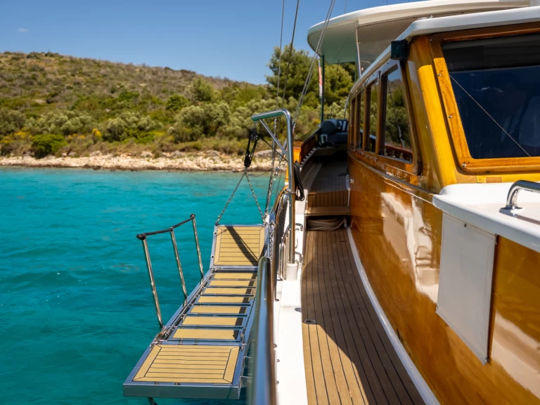 Sailboat rental with or without captain  Split