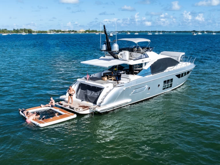 Luxury Yacht rental in Miami - Azimut Azimut 72 S