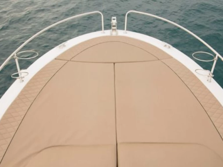 Motorboat rental in Preko - Atlantic 690 sun cruiser
