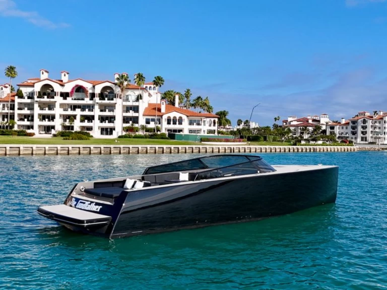 Motorboat rental with or without captain VanDutch Miami