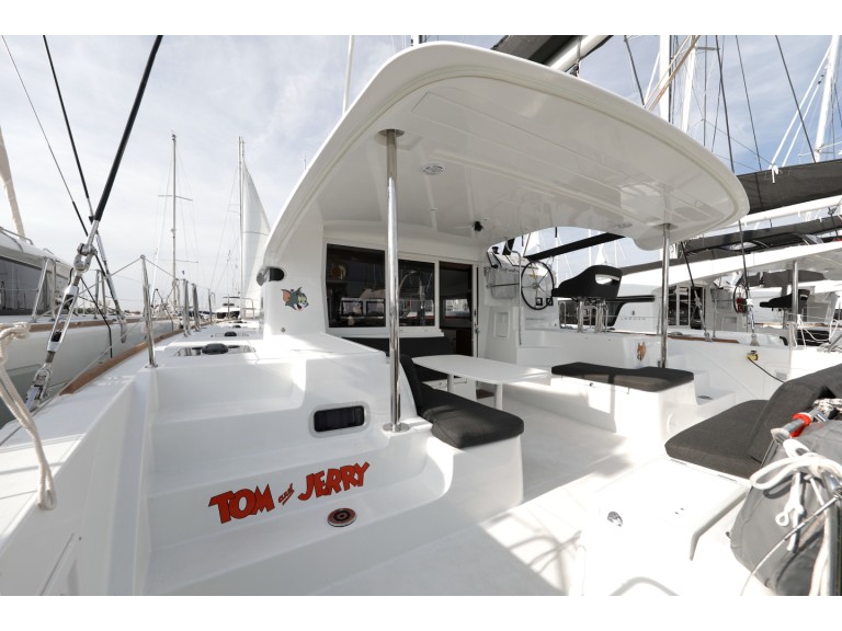 Catamaran rental with or without captain Lagoon Sukošan